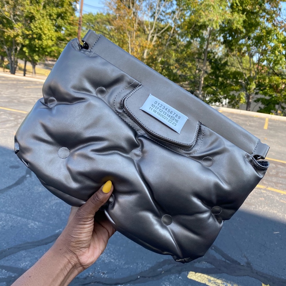 shoulder bag